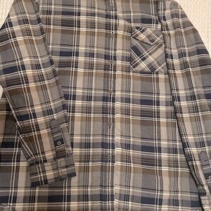 NEW North Face Women’s Lg flannel shirt (NWOT)